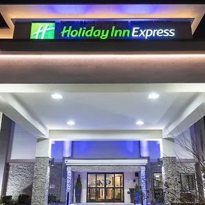 Hotel Express - Newark Airport - By Ihg
